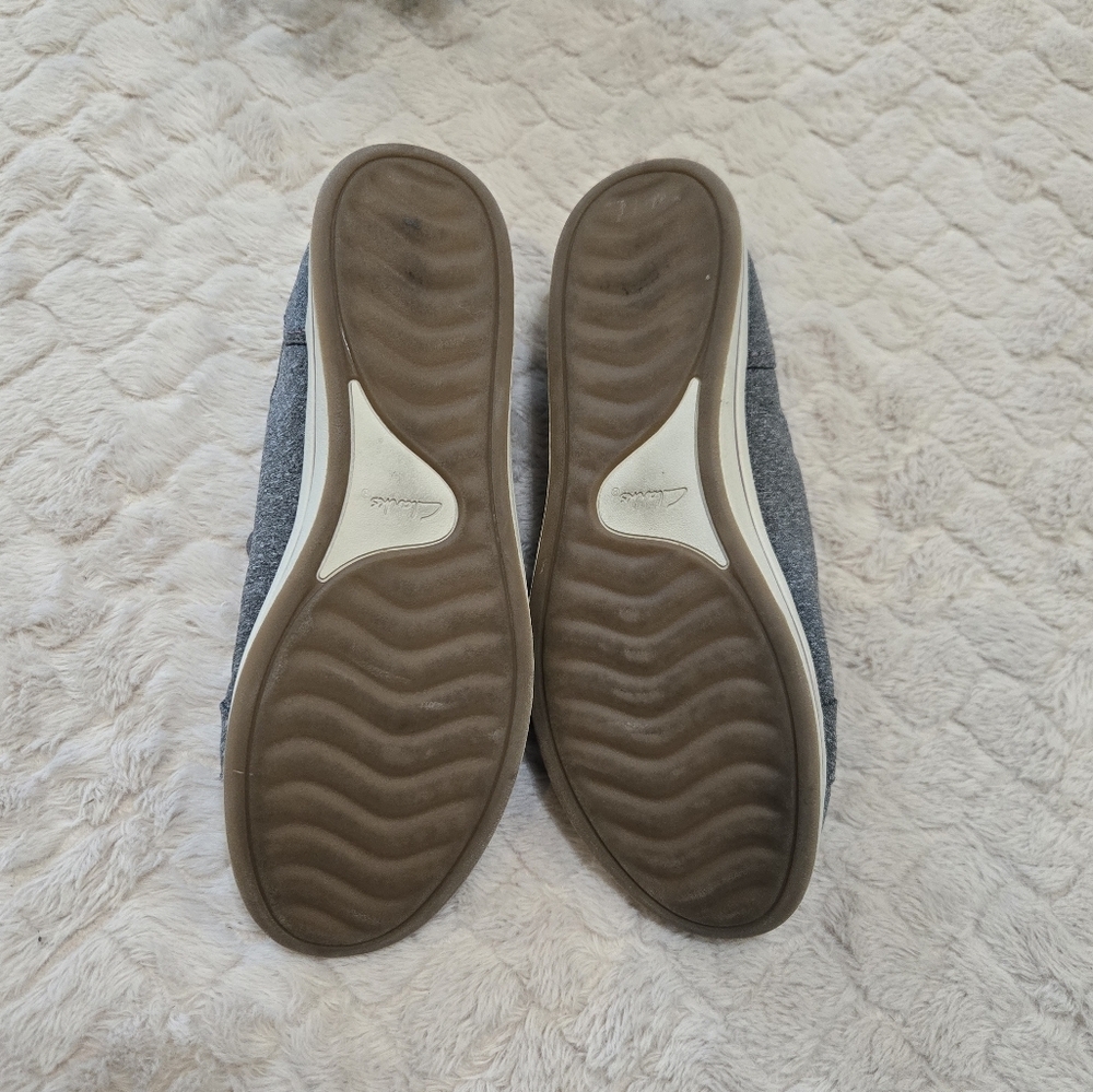 Cloudsteppers by Clarks Gray Casual Lace-up Sneakers, Size 9.5 - Picture 3 of 8